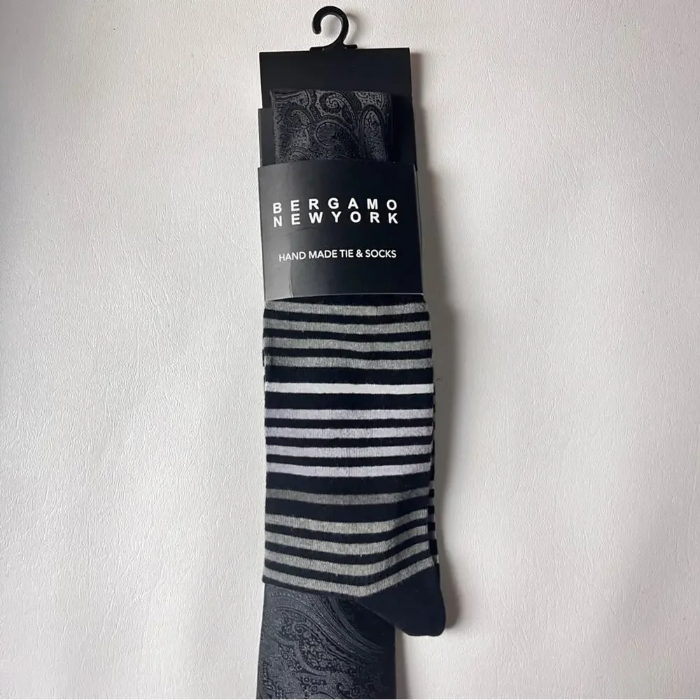 Bergamo New York Handmade Tie and Socks Combo Pack  NWT